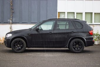 BMW X5 xDrive30d M packet 180kW AT8 - 8