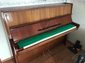 Piano Petrof - 8