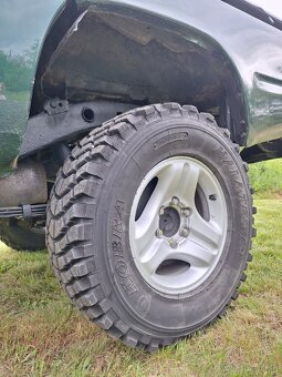 Toyota Hilux - 8
