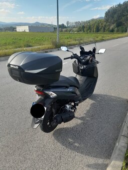 SYM Joymax z+ 125 - 8