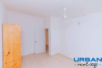 3 IZBOVÝ BYT, FUMBA TOWN - 8