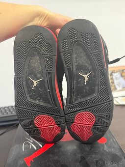 Jordan 4 Thunder Red 39 - 8
