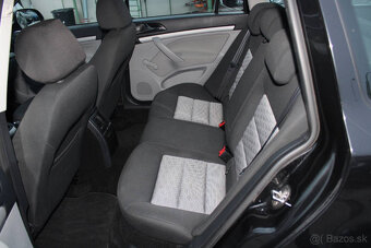 Škoda Octavia Combi 1.6 TDI CR DPF Ambition - 8