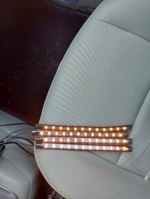 Farebné LED Podsvietenie interiéru auta - 8
