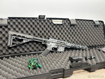 Predám Schmeisser AR15-Sport 10,5´´ - 8