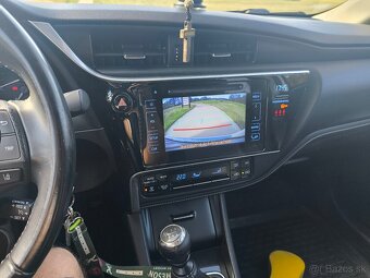 Toyota Auris Touring 1.6 l Valvematic - 8