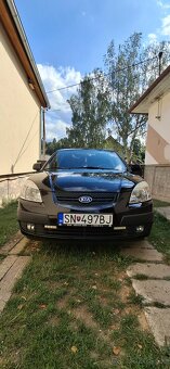 Kia Rio - 8