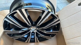 R19 5x108 7,5J ET 50,5 originál volvo disk - 8