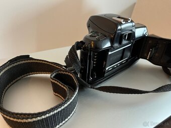 Nikon F50 - 8