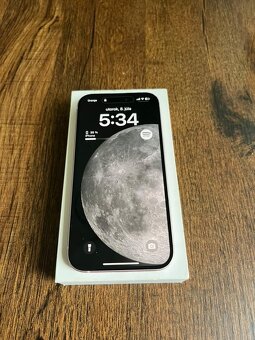iPhone 15 pink 128GB - 8