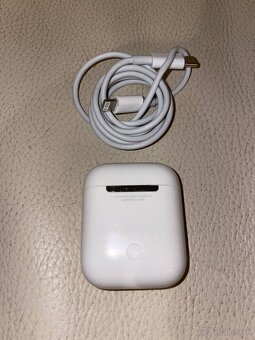 Apple AirPods 2 - 8