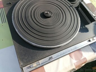 Predám gramofóny Tesla A JVC - 8
