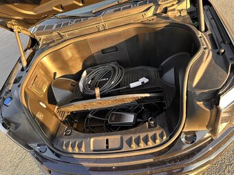 Ford F-150 Lightning - 8