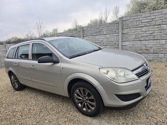Predám Opel Astra Wagon 1.4 benzín r.v.2007 - 8