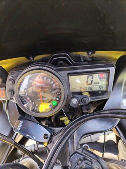Predám Suzuki GSX-R 600 k4 25kw v TP A2 - 8