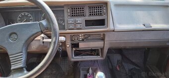 Predám Škoda favorit 136l 1990 46kw - 8