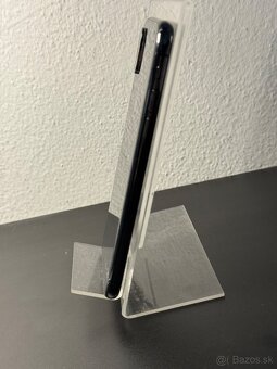Predám Apple iPhone XS 64GB Black Poškodené zadné sklo - 8