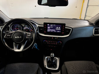 Kia Cee´d SW 1.5TGDI 118 kW Exclusive rv.11/2021 - 8
