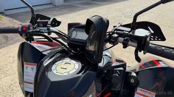 Access Tomahawk 400 Black Edition nájazd 540 km - 8