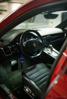 Porsche Panamera GTS V8 4.8 PDK - 8