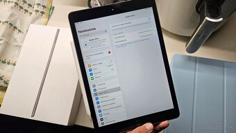 Apple iPad 2020 wifi 10.2 sivý + apple pencil - aj vymením - 8