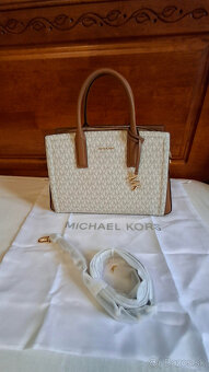 kožená kabelka michael kors Leila - 8