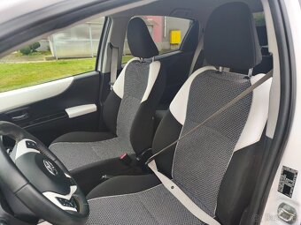 Toyota Yaris - 8