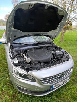Volvo V60 Momentum AT6. ZNÍŽENÁ CENA - 8