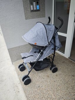 Športový kočík Petite&Mars Musca Ultimate Grey - 8