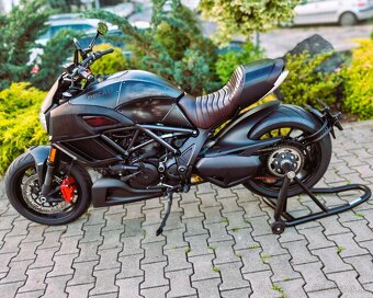 DUCATI DIAVEL DIESEL EDITION 666-ZBERATELSKY KUSOK - 8
