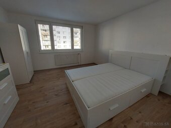 Prenájom 3 izbový byt Jašikova ulica, Ružinov - 8