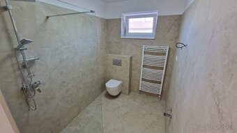 Zrekonštruovaný rodinný dom, 8 á, obec Vlčany - 8