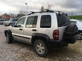 Rozpredám: Jeep Cherokee KJ 2.8 Crd, 2.5 Crd, pohon 4x4, - 8
