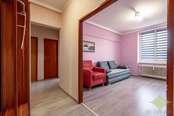 Na predaj 2-izbový tehlový byt s loggiou v Žiari nad Hrono - 8