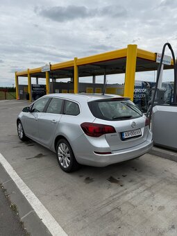 Opel Astra J 1.7CDTI 92kw - 8