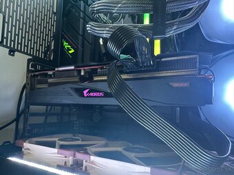Amd 5700XT Aorus Gigabyte - 8