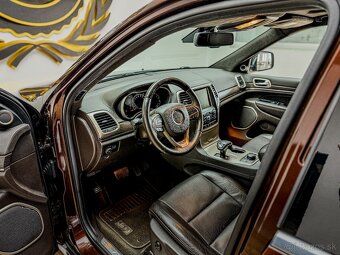 Jeep Grand Cherokee 3.0L V6 TD Summit A/T - 8
