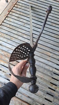 Krátky meč, tesák, šabla - 8