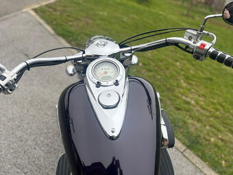 Kawasaki VN 2000 - 8