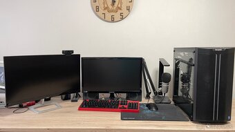 RTX4070 12GB, Intel i7-12700KF, RAM Kingston 32GB - 8