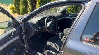 Škoda Octavia II 1.9 TDi Combi - 8