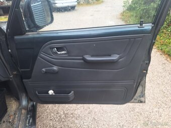 Mitshubishi pajero 2.5rdi 73kw - 8