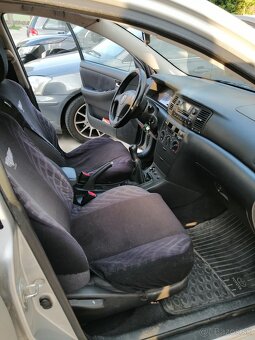 Toyota Corolla - 8