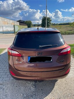 Hyundai i30 CW 1.6CRDi 81kw SK auto - 8