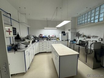 KÚPTE SI NEBYTOVÝ PRIESTOR V PETRŽALKE - 8