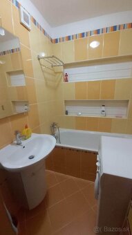 Prenájom 3izb.bytu pri lesíku v Petržalke - 8