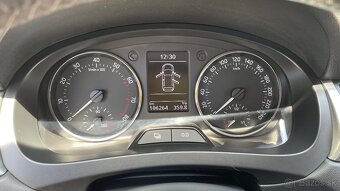 Skoda rapid spaceback,1.2 tsi - 8