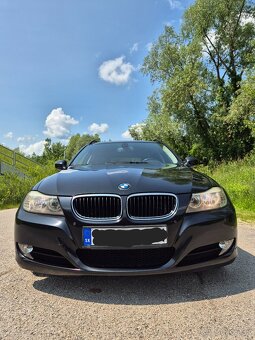 BMW E91 318 BENZÍN 105KW M6 2009 FACELIFT - 8