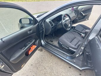Honda accord 7g Tourer 2006 - 8