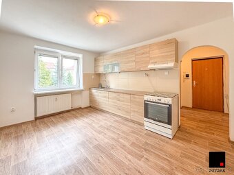 ÚTULNÝ 2 IZBOVÝ BYT S BALKÓNOM - 8